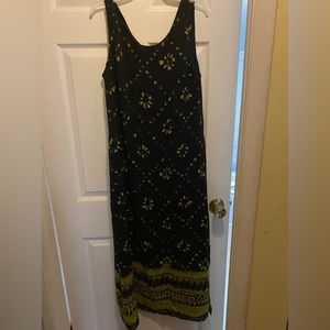 Beautiful Dress with a Comfortable with lining size 11/12 Reduced